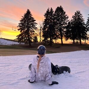 Meet your Posher, Miriam